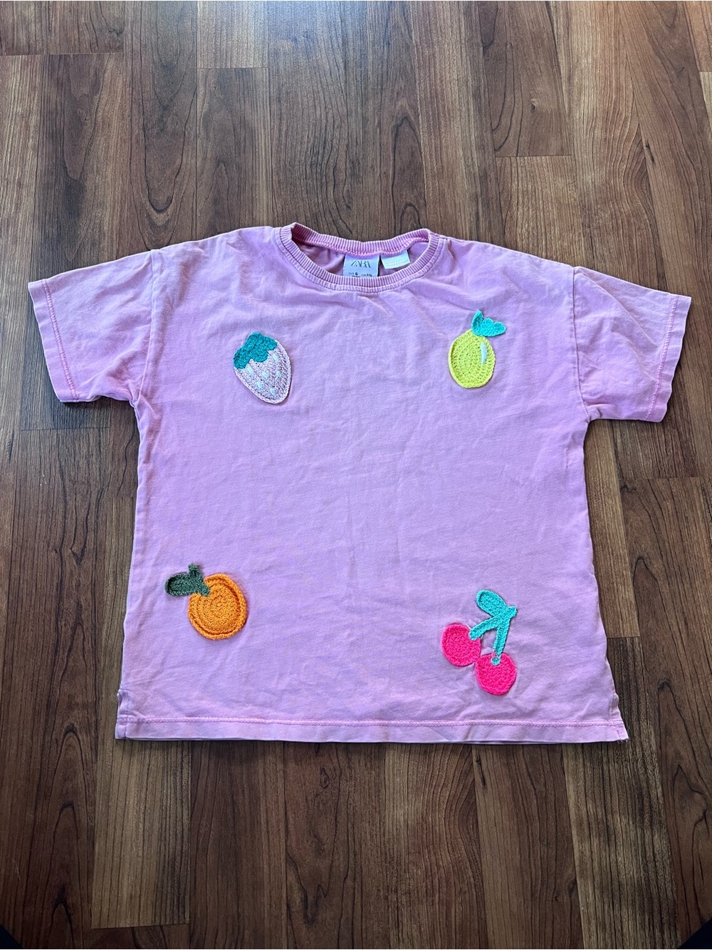 Zara Girls Pink Crochet Embroidered Fruit Applique Tee Size 6